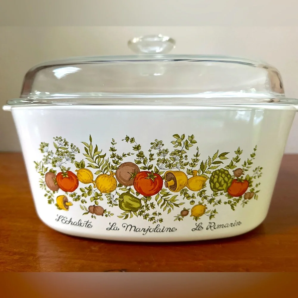 Spice of Life L'Echalote La Marjolaine Le Romarin 5qt Casserole Dish with Lid